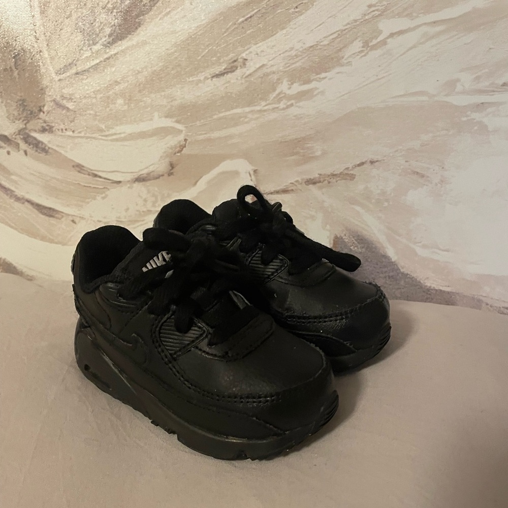 Nike Air Max 90 Toddler (6C)